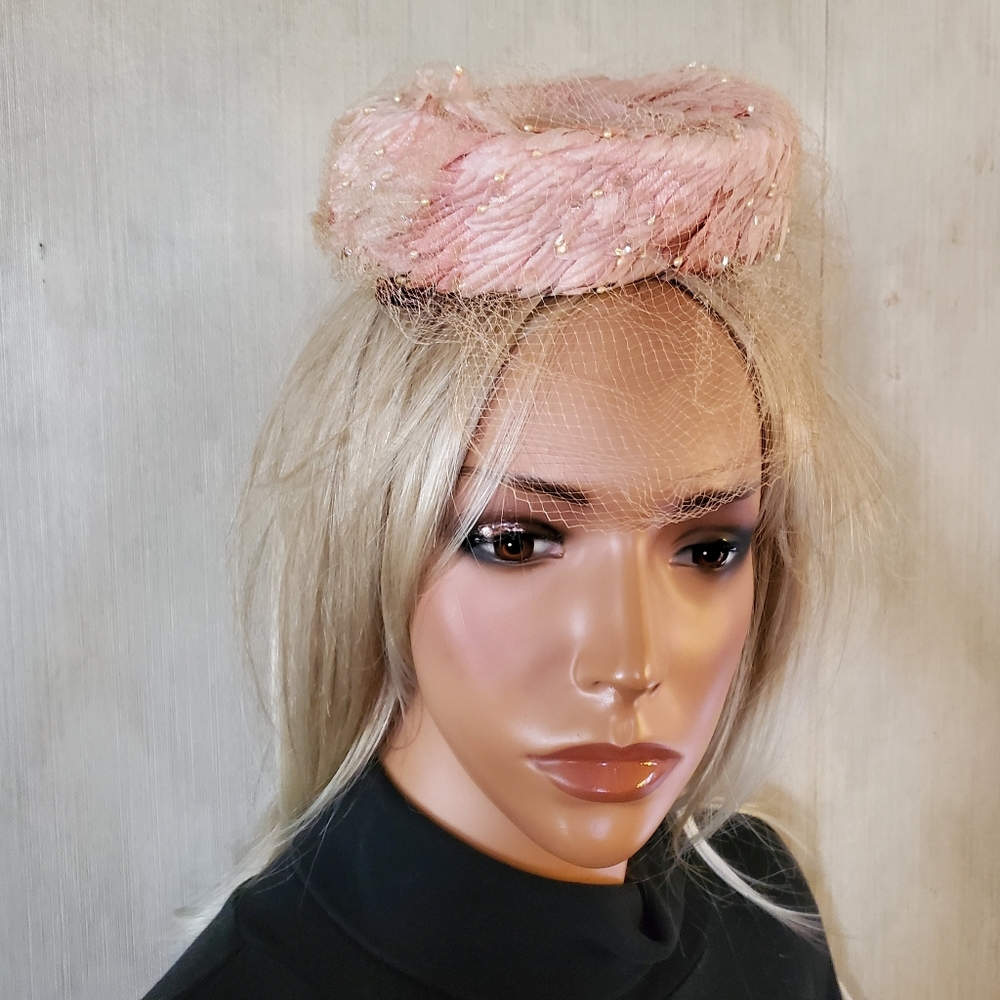 Vintage Soft Pink Pillbox Fascinator Hat Birdcage Blush Veil Jackie O MCM